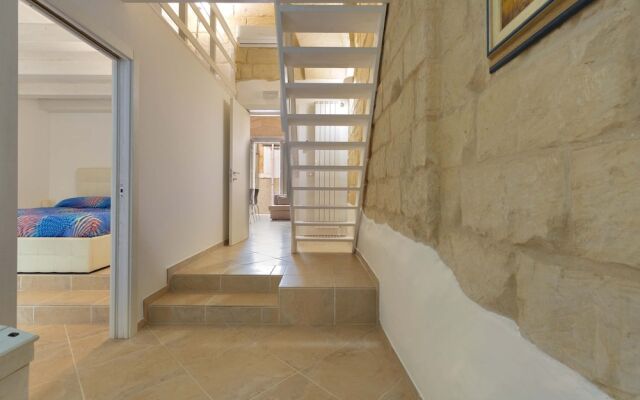 2102 Casa Leccese by Barbarhouse