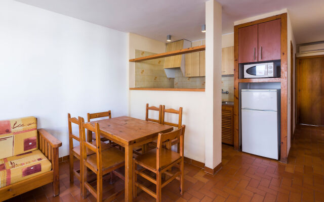 Apartamentos Arlanza - Adults Only