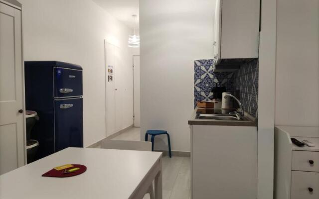 Blue Moon Apartments