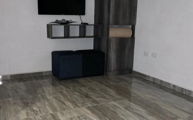 SILVERSANDS Hotel Boutique - 5Th Ave