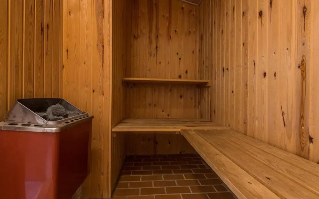 8 Person Holiday Home in Tarm