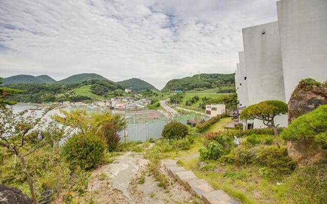 Tongyeong Marie Joa Pension