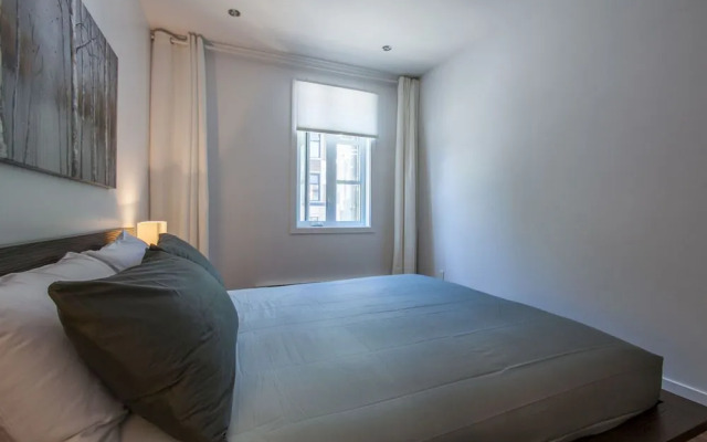 LMVR - LuxApt 3 - 7 bedrooms 2 bathrooms