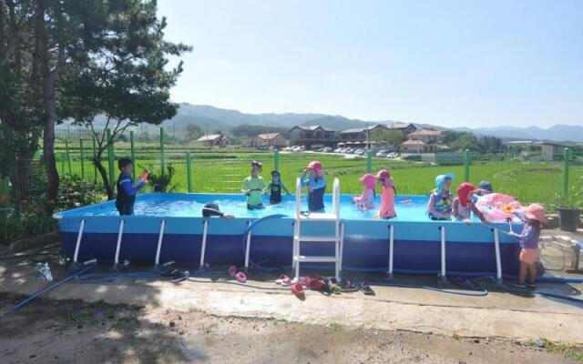 Gyeongju Solbaramgil Pension