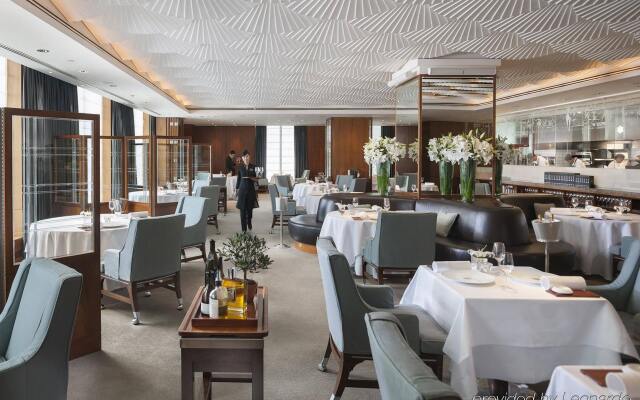 Mandarin Oriental, Hong Kong