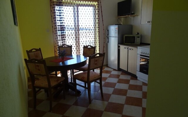 Don - 90m From the sea - A4