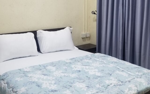 Victoria Suites