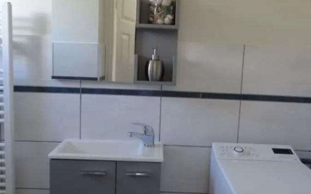 Anchorage Modern Retreat