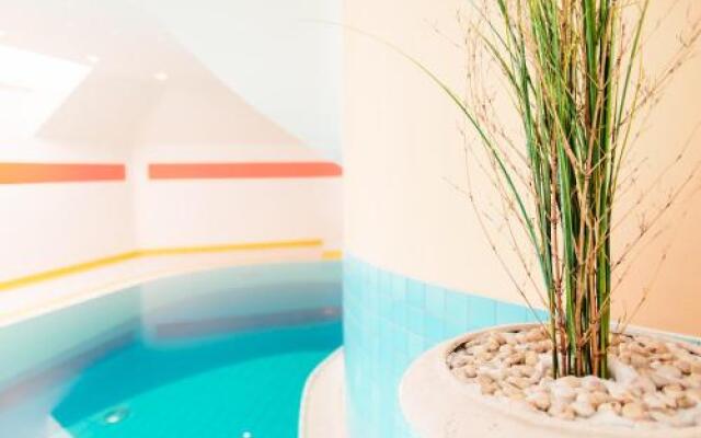 Oliven- & Genusshotel Hirzer