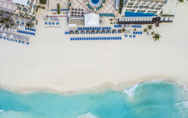 Wyndham Alltra Cancun All Inclusive Resort