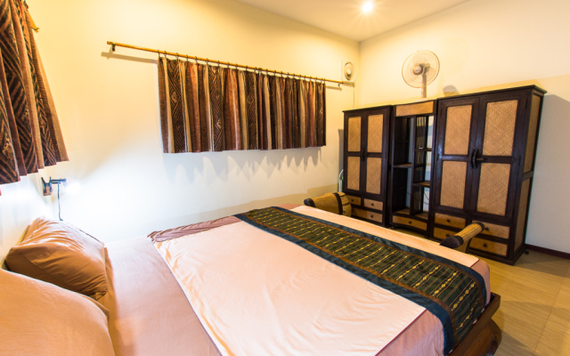 Chaba Pool Villa in Nai Harn