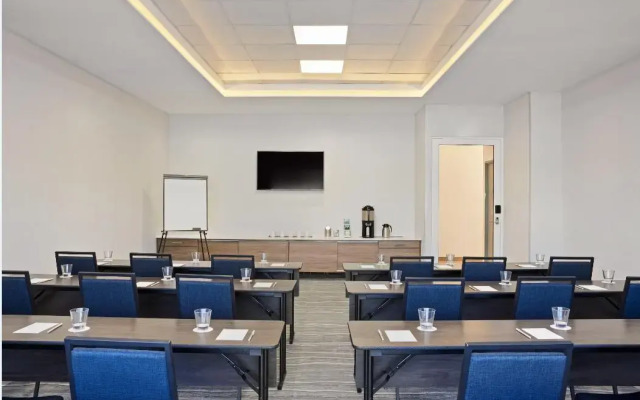 Residence Inn by Marriott Cancun Hotel Zone
