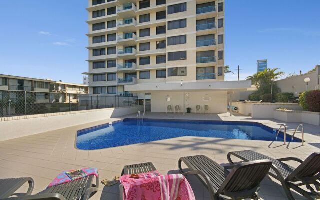 Burgess @ Kings Beach Apartments