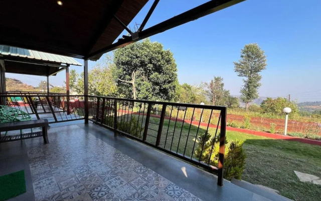 Royal Stone Resort