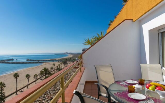 Roses Holiday Center 37940