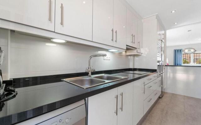 Vista Azul XII - El Barranco (next to pool)