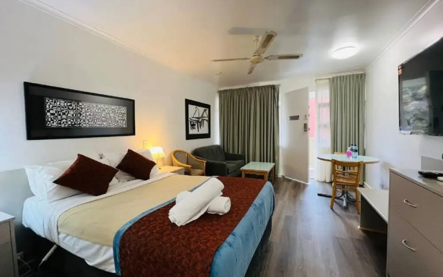 Unwind Glenelg Studio Apartment no 31