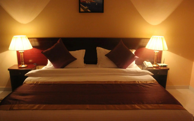 Royal Garden Hotel