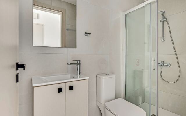 Sanders Elgio - Charming Studio With Balcony