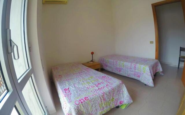 Apartment 500m from the sea