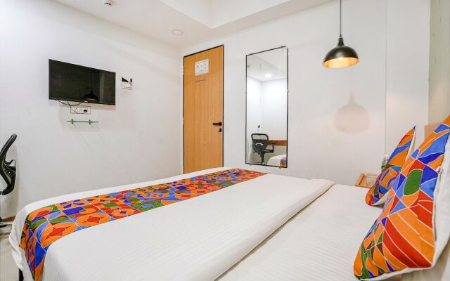 Fabhotel Saarthi Inn