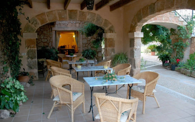 Agroturismo Es Quatre Cantons