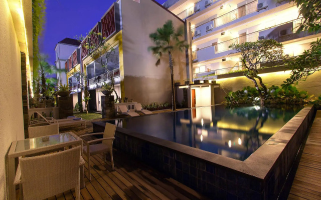 Kamini Legian Hotel