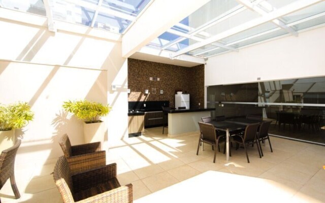 AV110 Completo e perto do metro