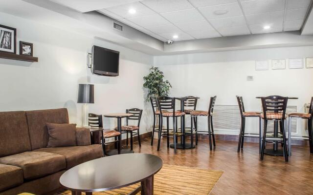 Sleep Inn And Suites Bensalem