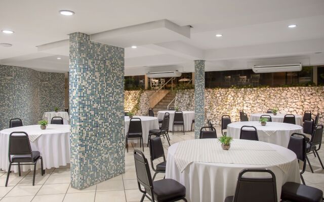 Hotel Nacional Distributed by Intercity