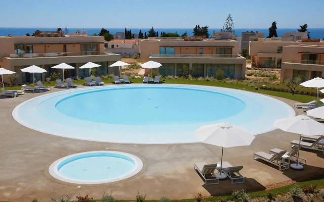 White Shell Beach Villas