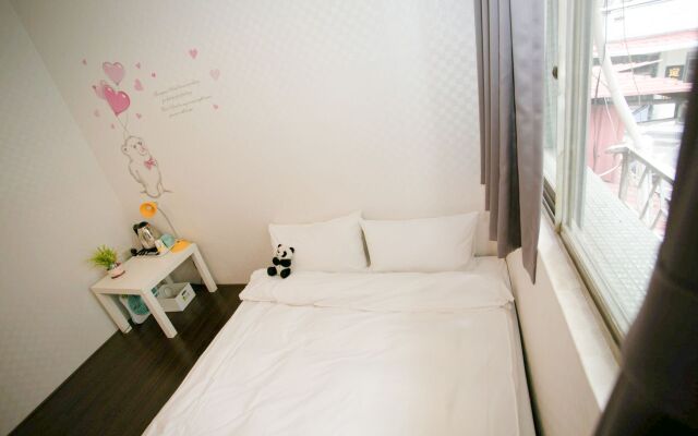 Ximen Triple Tiger Hostel