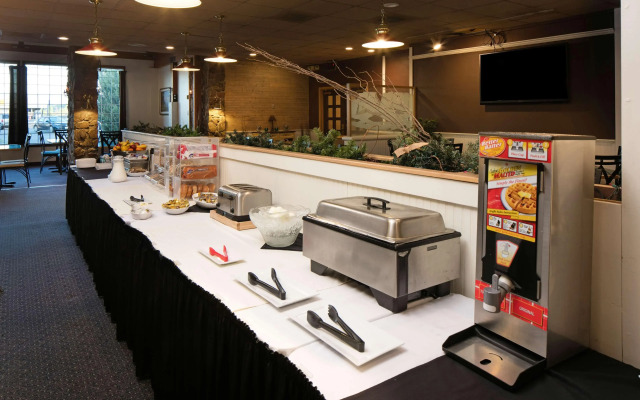 Red Lion Hotel & Conference Center Ellensburg
