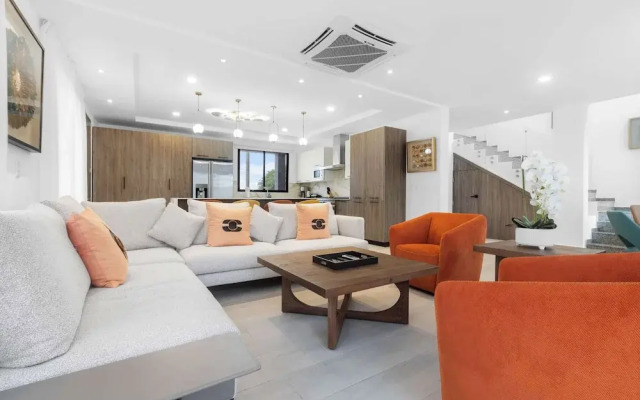 Stylish 3BR Villa by Vistacana Rentals