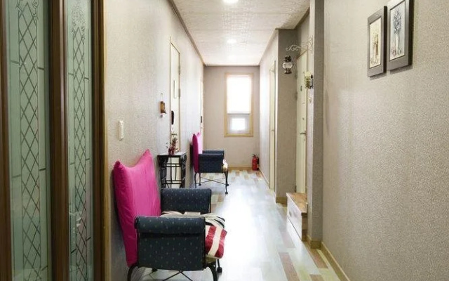 Hong Hong Guesthouse - Hostel