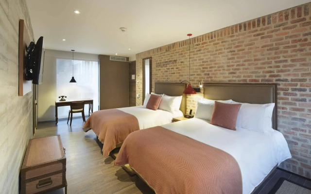 The Artisan D.C. Hotel, Autograph Collection