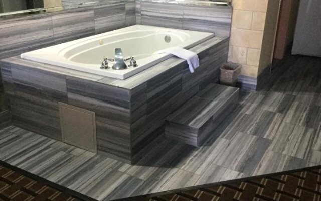 Luxury Inn and Suites Seaworld Lackland