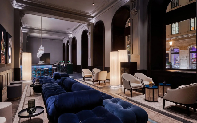 Dorothea Hotel, Budapest, Autograph Collection