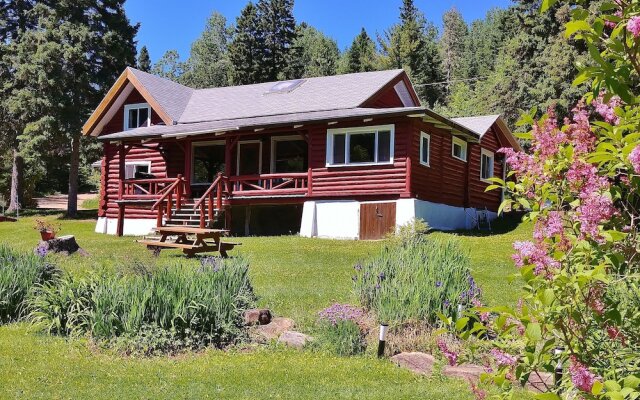 Kan-à-Mouche Pourvoirie Auberge et Chalets
