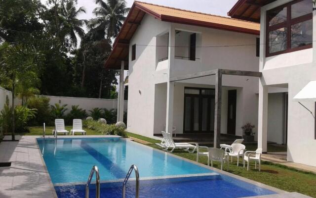 Harris Villa