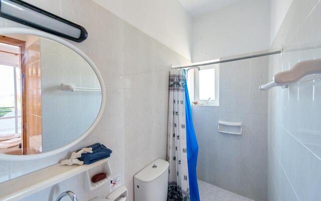 Rouladina Apt 3 in Stalos