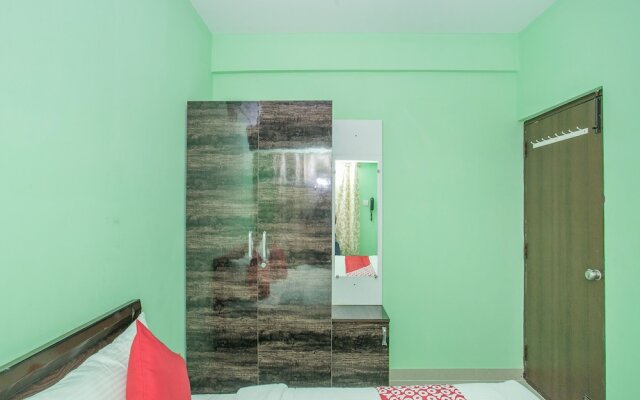 OYO 13861 Green leaf International Comforts
