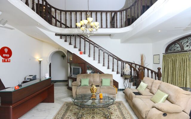 Maple Inn by OYO Rooms