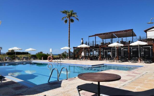 Odos Oneiron Tavronitis Bay