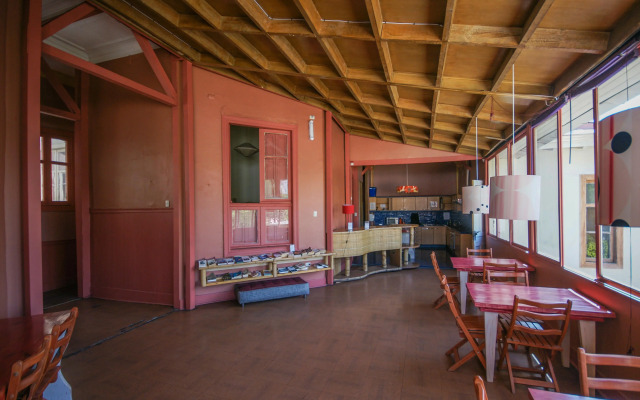 Happy House Hostel