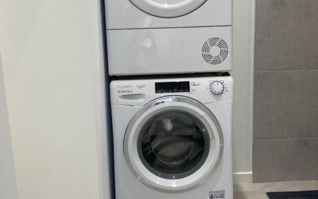 T3 2 chambres-centre-ville Place d'Armes Clim-Wifi