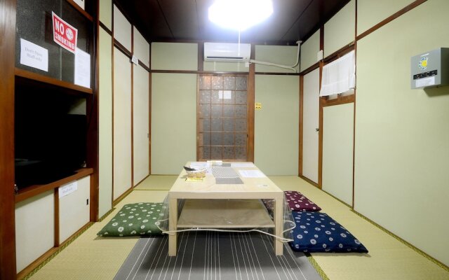 Samurai Apartment