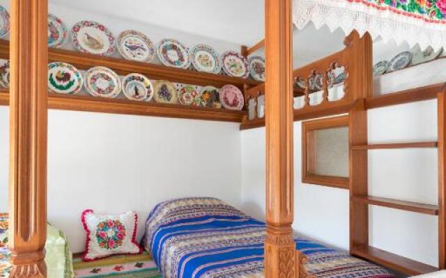 Nicolas Traditional House of Olympos