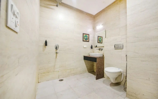 Fabhotel Shri Sai Dx