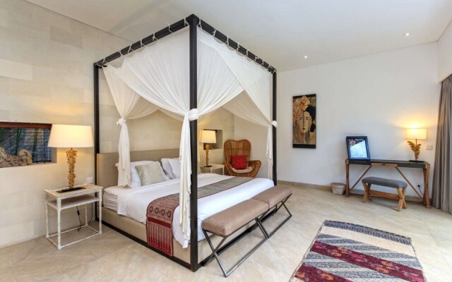 Luxury 5 Bedroom Villa With Private Pool, Bali Villa 2055